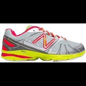 New Balance 770 Womens Running Walking Athletic Sneakers